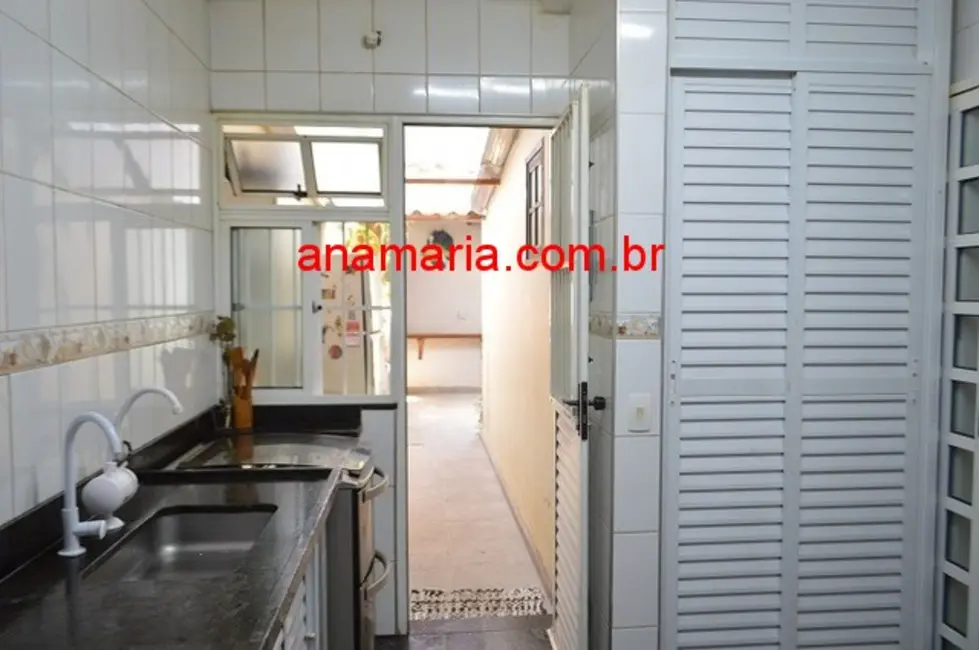 Foto 3 de Casa com 3 quartos à venda, 110m2 em Sao Jose Dos Campos - SP