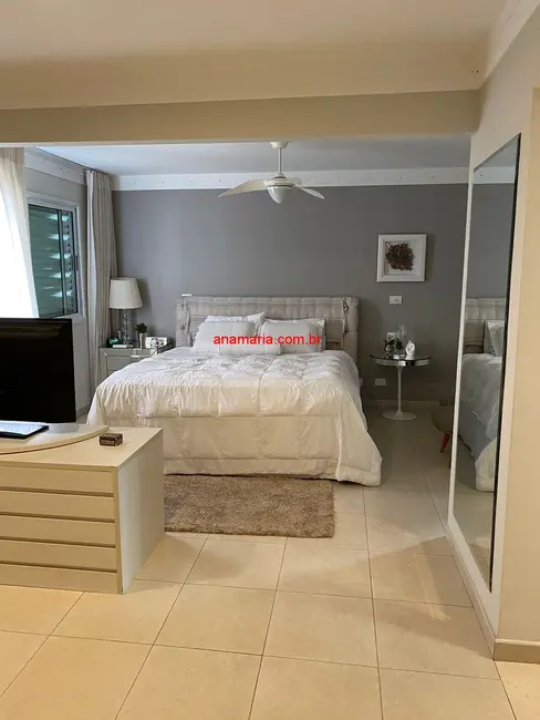 Apartamento com 3 quartos à venda, 270m2 em Sao Jose Dos Campos - SP - imagem 3 Foto 3 de Apartamento com 3 quartos à venda, 270m2 em Sao Jose Dos Campos - SP