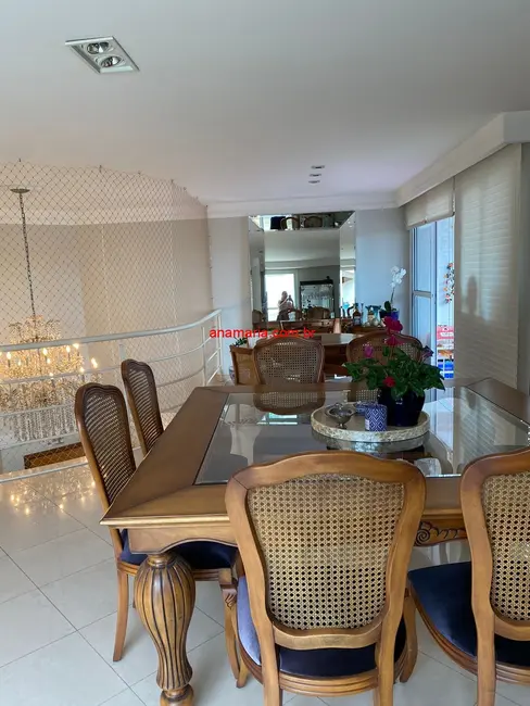 Apartamento com 3 quartos à venda, 270m2 em Sao Jose Dos Campos - SP - imagem 6 Foto 6 de Apartamento com 3 quartos à venda, 270m2 em Sao Jose Dos Campos - SP