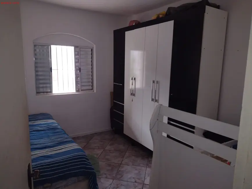 Casa com 3 quartos à venda, 110m2 em Sao Jose Dos Campos - SP - imagem 4 Foto 4 de Casa com 3 quartos à venda, 110m2 em Sao Jose Dos Campos - SP