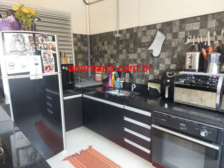 Apartamento com 2 quartos à venda, 109m2 em Sao Jose Dos Campos - SP - imagem 1 Foto 1 de Apartamento com 2 quartos à venda, 109m2 em Sao Jose Dos Campos - SP