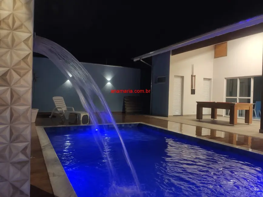 Casa com 3 quartos à venda, 208m2 em Portal da Fazendinha, Caraguatatuba - SP - imagem 1 Foto 1 de Casa com 3 quartos à venda, 208m2 em Portal da Fazendinha, Caraguatatuba - SP