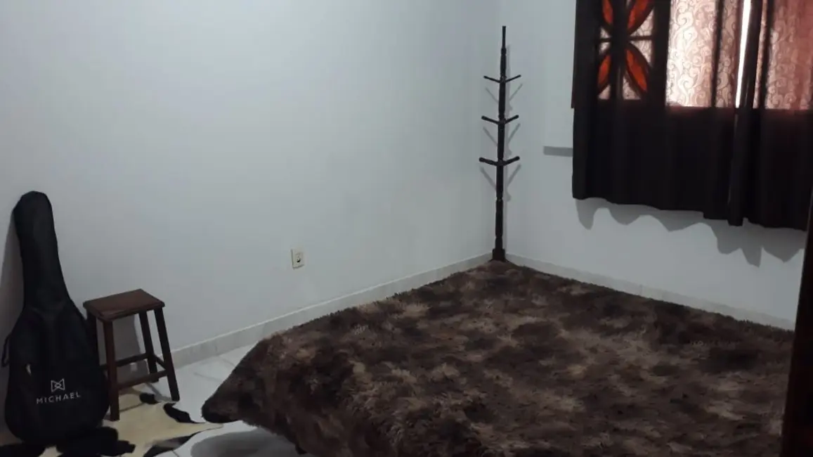 Casa com 3 quartos à venda, 156m2 em Antônia Cândida I, Uberaba - MG - imagem 7 Foto 7 de Casa com 3 quartos à venda, 156m2 em Antônia Cândida I, Uberaba - MG