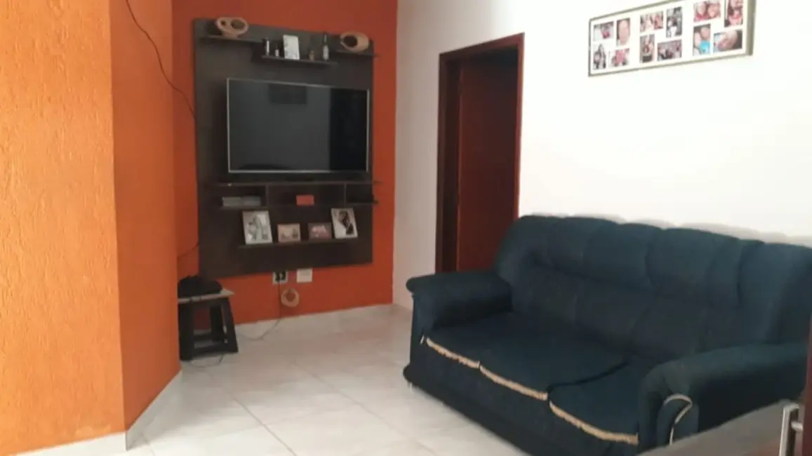 Foto 1 de Casa com 3 quartos à venda, 156m2 em Antônia Cândida I, Uberaba - MG