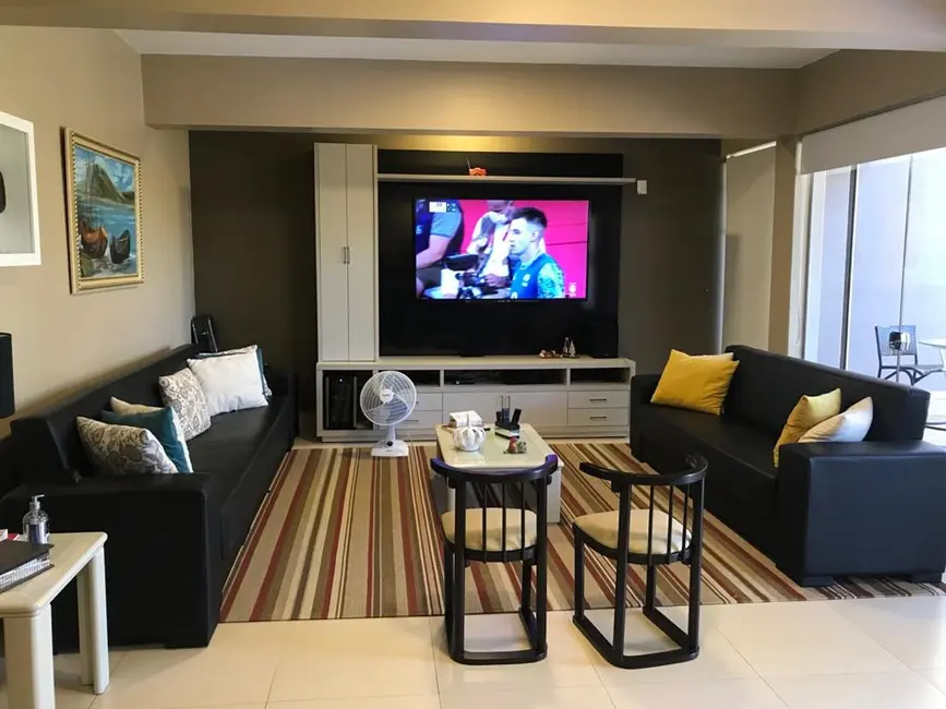 Casa com 5 quartos à venda, 430m2 em Vila Olímpica, Uberaba - MG - imagem 4 Foto 4 de Casa com 5 quartos à venda, 430m2 em Vila Olímpica, Uberaba - MG