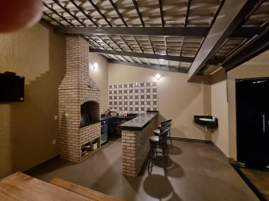 Casa com 4 quartos à venda, 261m2 em Deolinda Freire, Uberaba - MG - imagem 6 Foto 6 de Casa com 4 quartos à venda, 261m2 em Deolinda Freire, Uberaba - MG