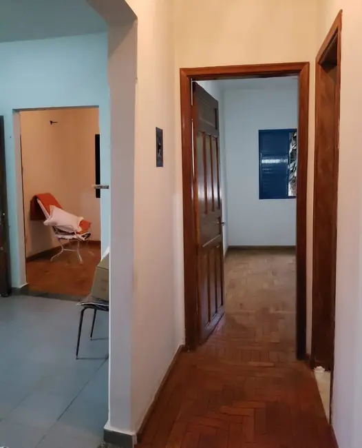 Casa com 5 quartos à venda, 254m2 em Estados Unidos, Uberaba - MG - imagem 8 Foto 8 de Casa com 5 quartos à venda, 254m2 em Estados Unidos, Uberaba - MG