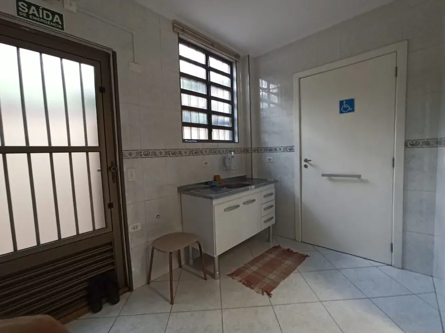 Sala Comercial com 4 quartos para alugar, 220m2 em Embaré, Santos - SP - imagem 3 Foto 3 de Sala Comercial com 4 quartos para alugar, 220m2 em Embaré, Santos - SP