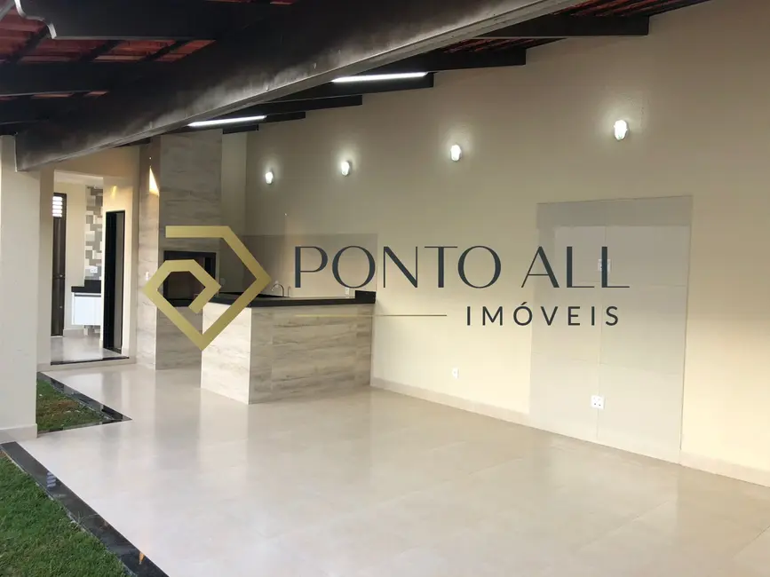 Casa com 3 quartos à venda, 140m2 em Jardim Copacabana, Uberaba - MG - imagem 4 Foto 4 de Casa com 3 quartos à venda, 140m2 em Jardim Copacabana, Uberaba - MG