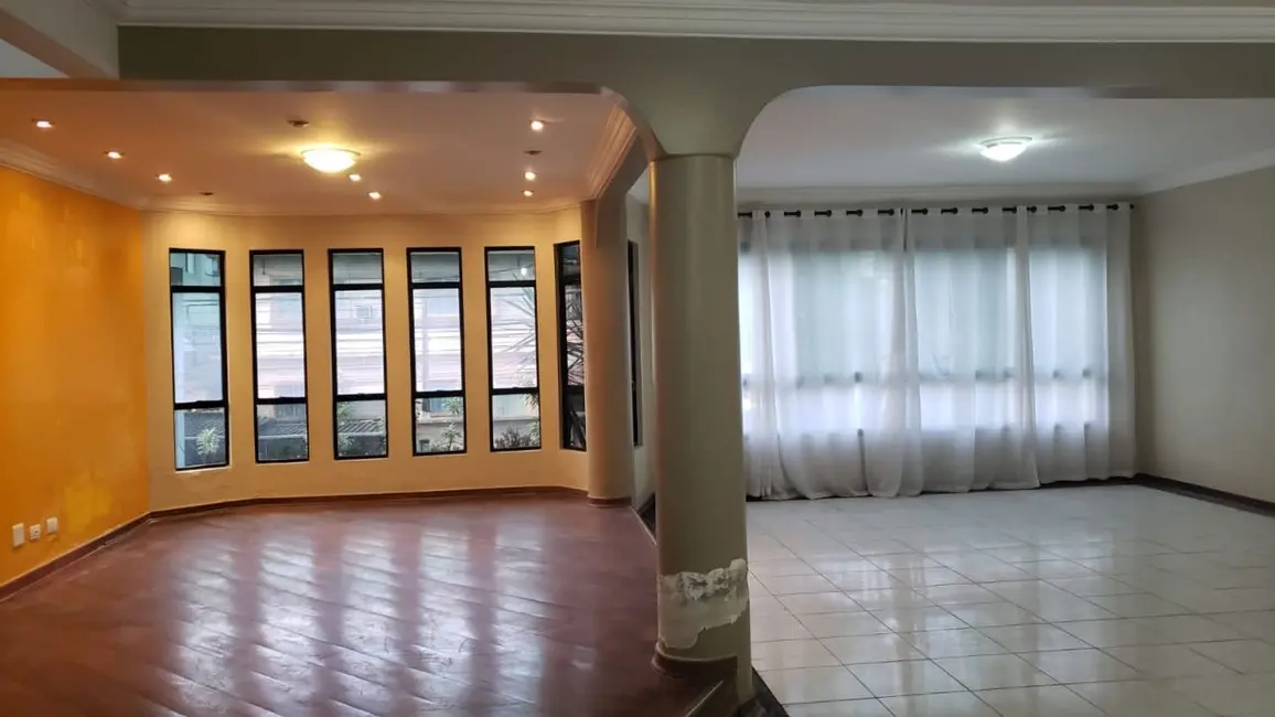Foto 2 de Casa com 3 quartos à venda, 345m2 em Embaré, Santos - SP