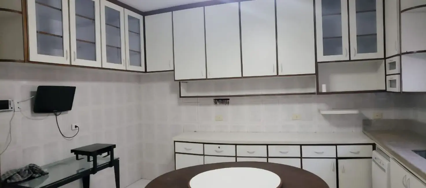 Casa com 3 quartos à venda, 345m2 em Embaré, Santos - SP - imagem 5 Foto 5 de Casa com 3 quartos à venda, 345m2 em Embaré, Santos - SP