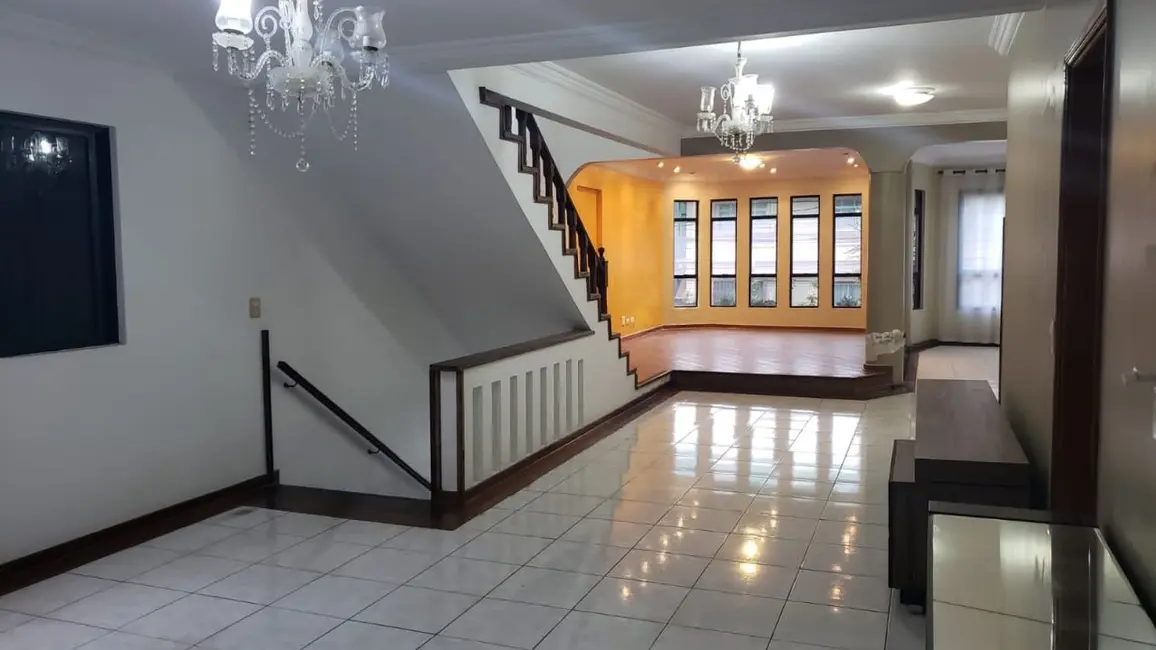 Foto 1 de Casa com 3 quartos à venda, 345m2 em Embaré, Santos - SP