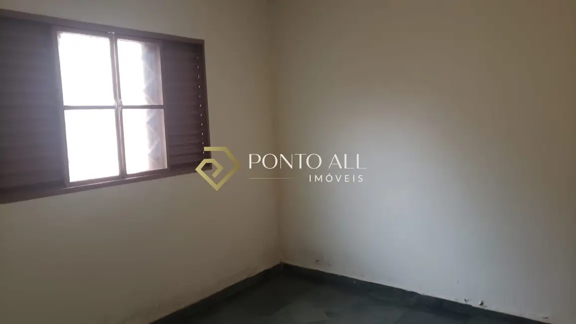 Casa com 3 quartos à venda, 145m2 em Estados Unidos, Uberaba - MG - imagem 7 Foto 7 de Casa com 3 quartos à venda, 145m2 em Estados Unidos, Uberaba - MG