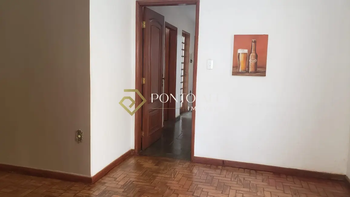 Casa com 3 quartos à venda, 145m2 em Estados Unidos, Uberaba - MG - imagem 3 Foto 3 de Casa com 3 quartos à venda, 145m2 em Estados Unidos, Uberaba - MG