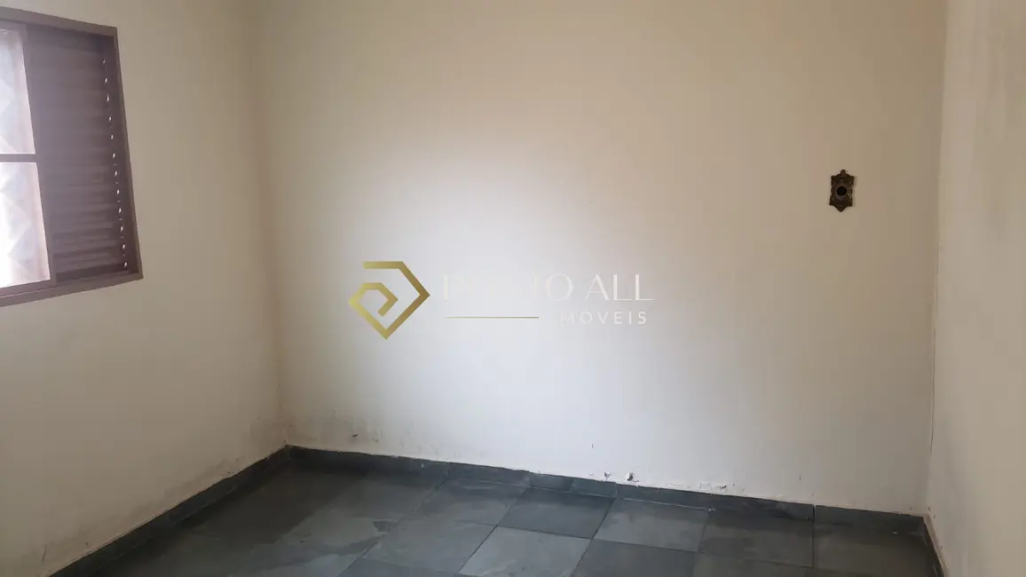 Casa com 3 quartos à venda, 145m2 em Estados Unidos, Uberaba - MG - imagem 8 Foto 8 de Casa com 3 quartos à venda, 145m2 em Estados Unidos, Uberaba - MG