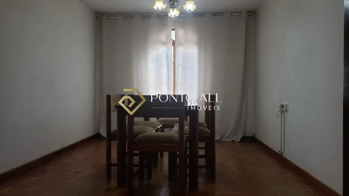 Casa com 3 quartos à venda, 145m2 em Estados Unidos, Uberaba - MG - imagem 4 Foto 4 de Casa com 3 quartos à venda, 145m2 em Estados Unidos, Uberaba - MG