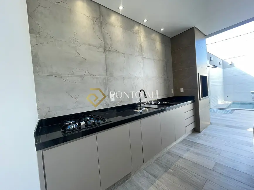 Casa com 4 quartos à venda, 280m2 em Jardim do Lago, Uberaba - MG - imagem 5 Foto 5 de Casa com 4 quartos à venda, 280m2 em Jardim do Lago, Uberaba - MG