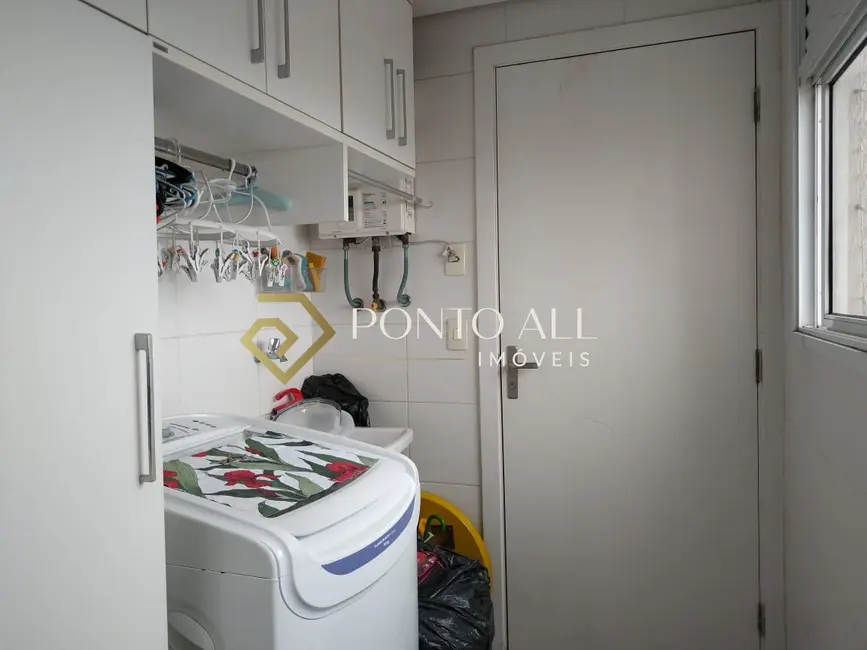 Apartamento com 3 quartos para alugar, 80m2 em Gonzaga, Santos - SP - imagem 6 Foto 6 de Apartamento com 3 quartos para alugar, 80m2 em Gonzaga, Santos - SP