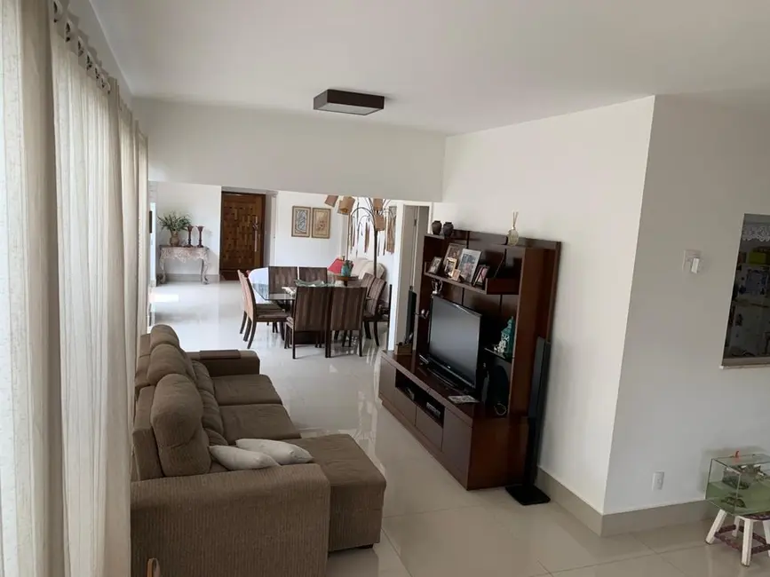 Casa com 3 quartos à venda, 230m2 em Estância dos Ipês, Uberaba - MG - imagem 4 Foto 4 de Casa com 3 quartos à venda, 230m2 em Estância dos Ipês, Uberaba - MG