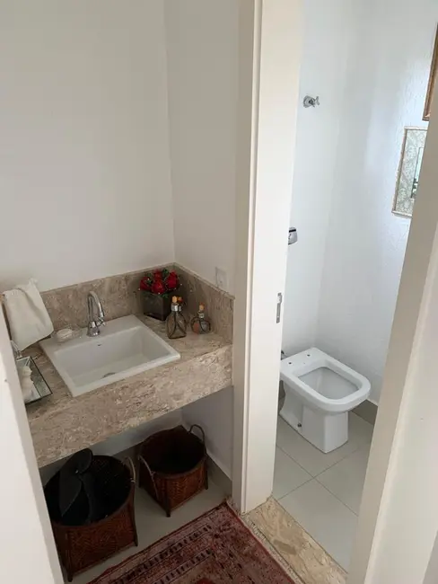 Casa com 3 quartos à venda, 230m2 em Estância dos Ipês, Uberaba - MG - imagem 5 Foto 5 de Casa com 3 quartos à venda, 230m2 em Estância dos Ipês, Uberaba - MG