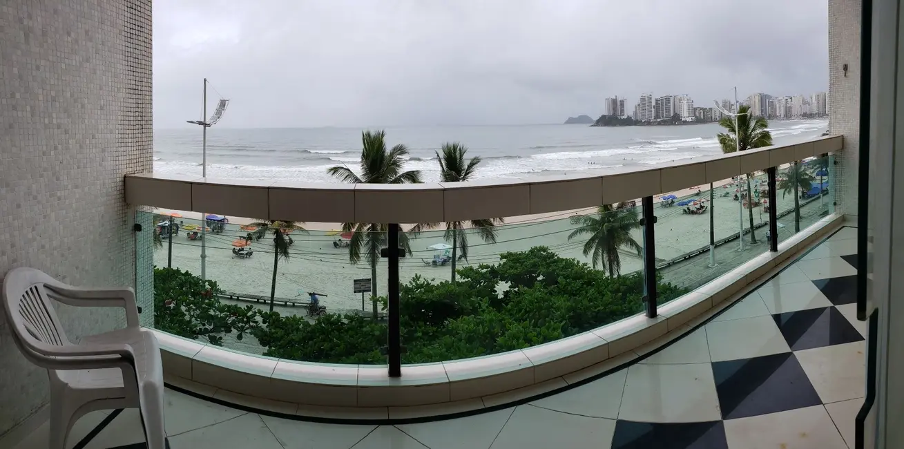 Foto 2 de Apartamento com 1 quarto à venda, 74m2 em Guaruja - SP