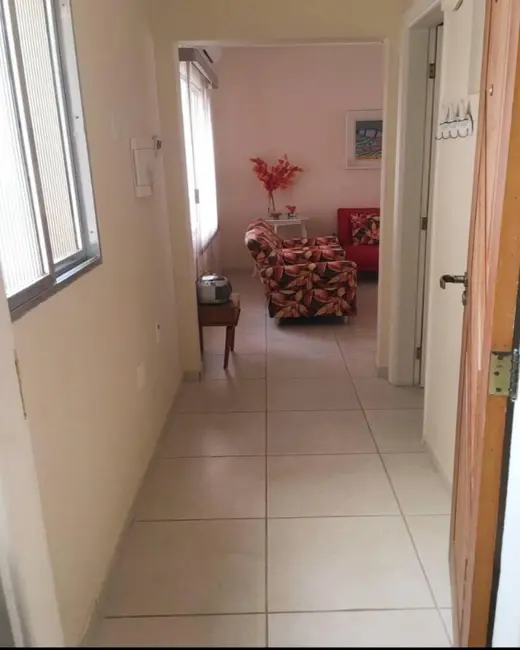 Apartamento com 3 quartos à venda, 80m2 em Guaruja - SP - imagem 4 Foto 4 de Apartamento com 3 quartos à venda, 80m2 em Guaruja - SP