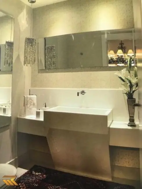 Foto 8 de Casa de Condomínio com 4 quartos à venda, 350m2 em Recreio dos Bandeirantes, Uberaba - MG