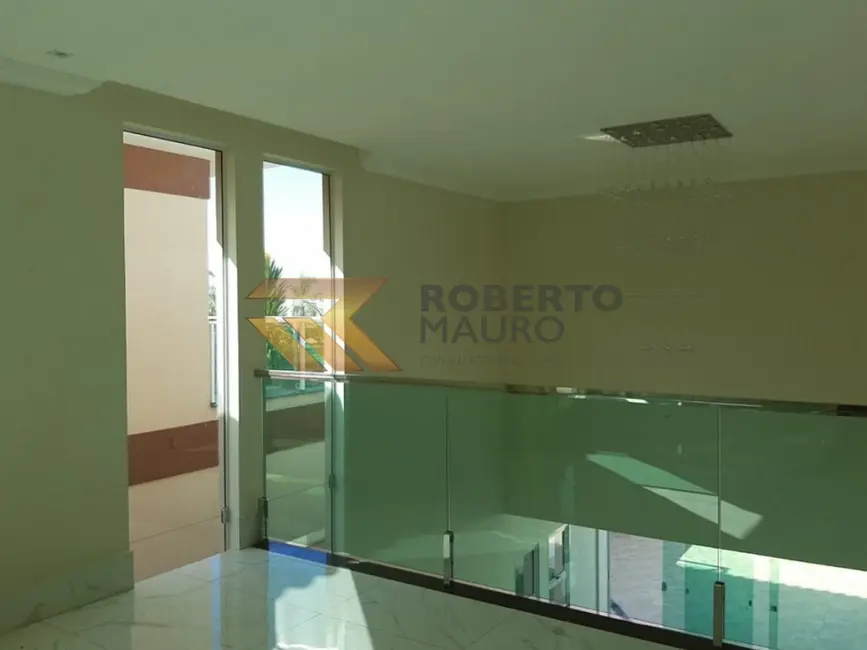 Foto 5 de Casa de Condomínio com 4 quartos à venda, 360m2 em Recreio dos Bandeirantes, Uberaba - MG