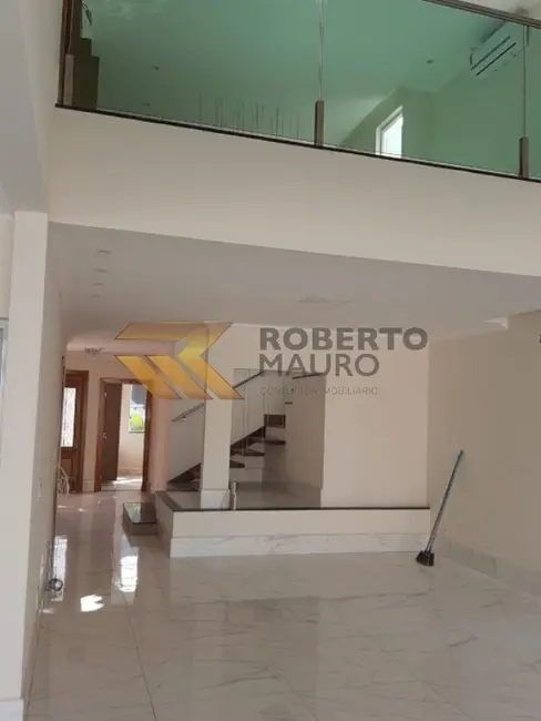 Foto 4 de Casa de Condomínio com 4 quartos à venda, 360m2 em Recreio dos Bandeirantes, Uberaba - MG