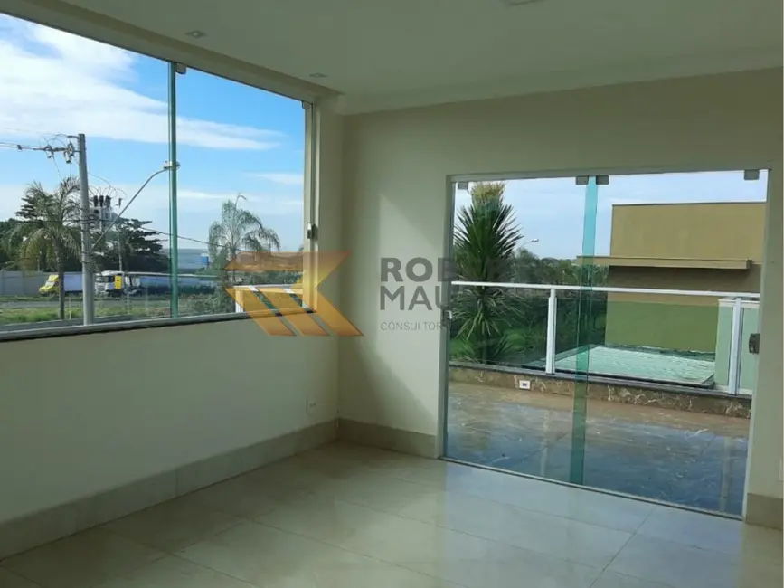 Foto 4 de Casa de Condomínio com 4 quartos à venda, 340m2 em Recreio dos Bandeirantes, Uberaba - MG