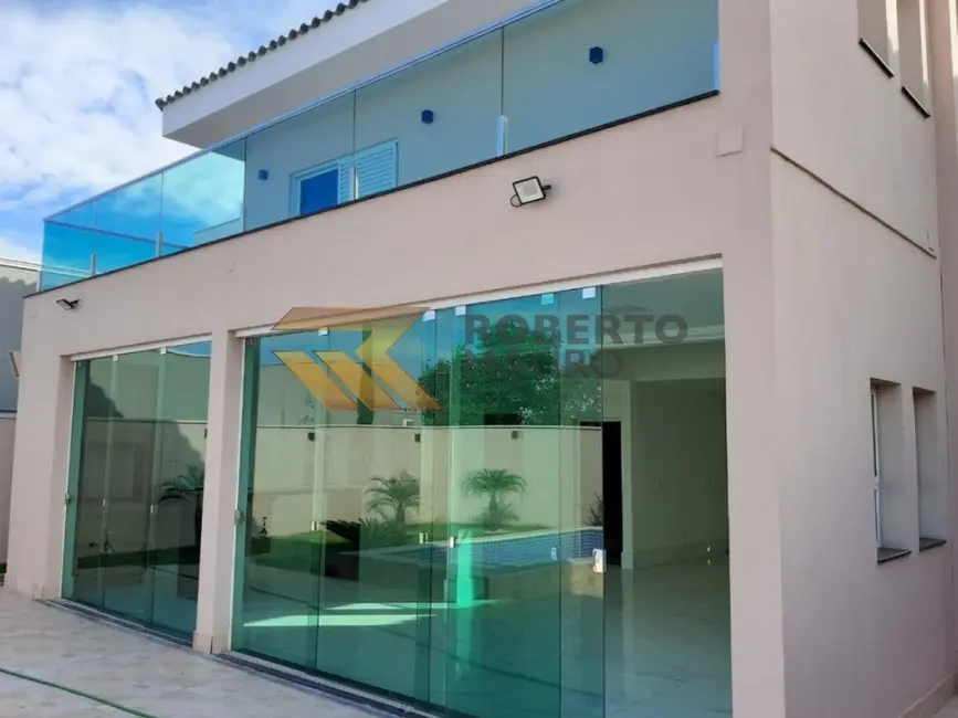 Foto 6 de Casa de Condomínio com 4 quartos à venda, 360m2 em Recreio dos Bandeirantes, Uberaba - MG