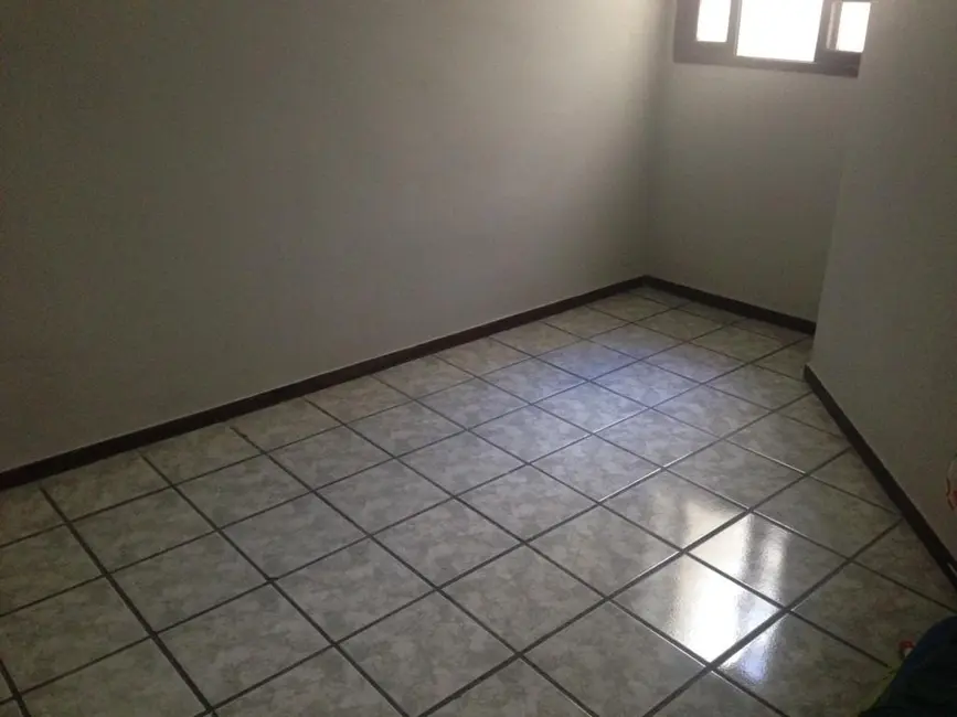 Foto 4 de Casa com 2 quartos à venda, 50m2 em Jardim Olinda, Cabo Frio - RJ