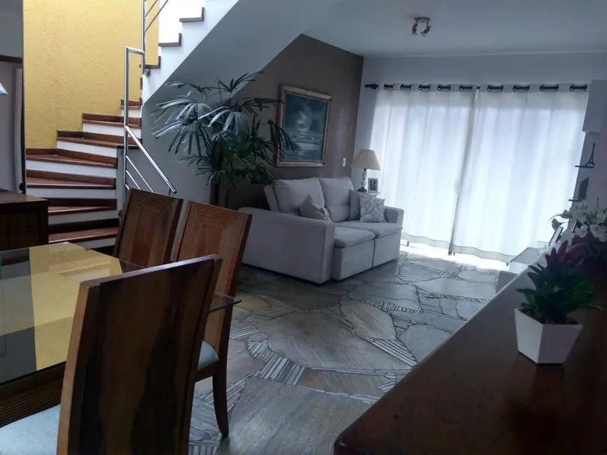 Casa com 4 quartos à venda, 131m2 em Palmeiras, Cabo Frio - RJ - imagem 6 Foto 6 de Casa com 4 quartos à venda, 131m2 em Palmeiras, Cabo Frio - RJ