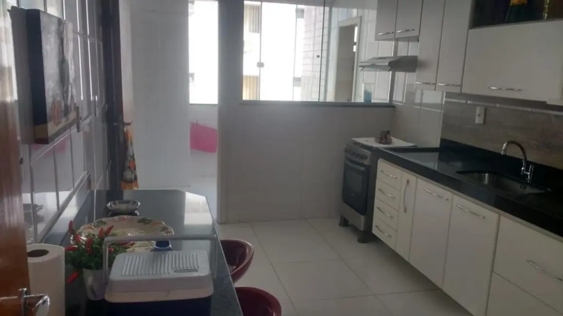 Foto 2 de Apartamento com 3 quartos à venda, 130m2 em Vila Nova, Cabo Frio - RJ