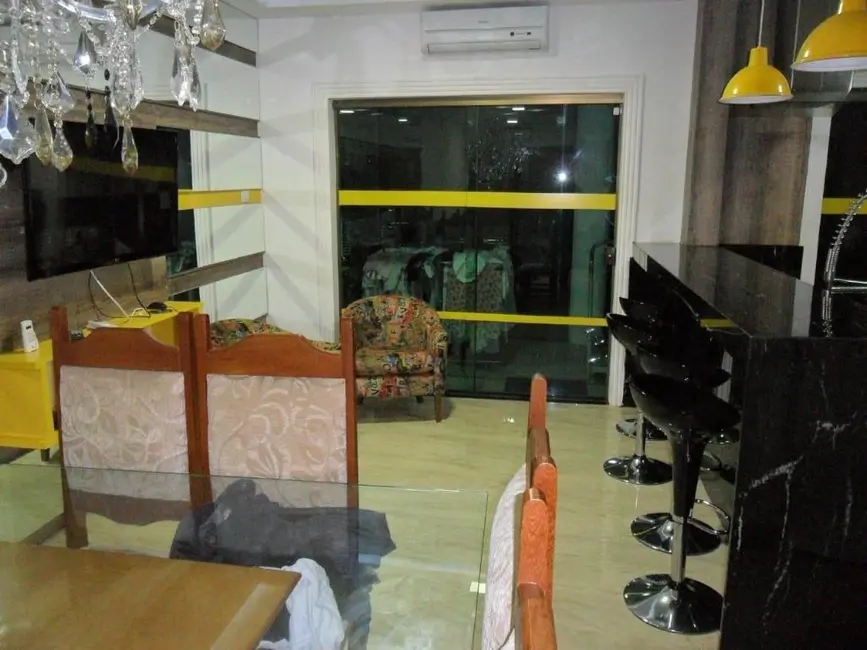 Casa com 3 quartos à venda, 225m2 em Portinho, Cabo Frio - RJ - imagem 3 Foto 3 de Casa com 3 quartos à venda, 225m2 em Portinho, Cabo Frio - RJ