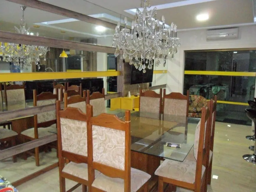 Casa com 3 quartos à venda, 225m2 em Portinho, Cabo Frio - RJ - imagem 4 Foto 4 de Casa com 3 quartos à venda, 225m2 em Portinho, Cabo Frio - RJ