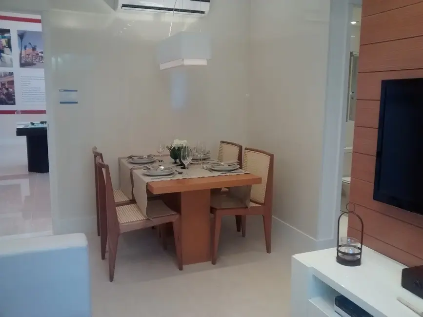 Foto 2 de Apartamento com 2 quartos à venda, 52m2 em Del Castilho, Rio De Janeiro - RJ