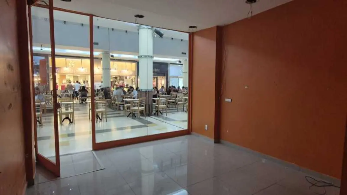 Foto 1 de Loja para alugar, 32m2 em Rio De Janeiro, RJ