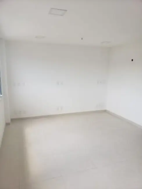 Sala Comercial à venda, 37m2 em Rio De Janeiro - RJ - imagem 3 Foto 3 de Sala Comercial à venda, 37m2 em Rio De Janeiro - RJ