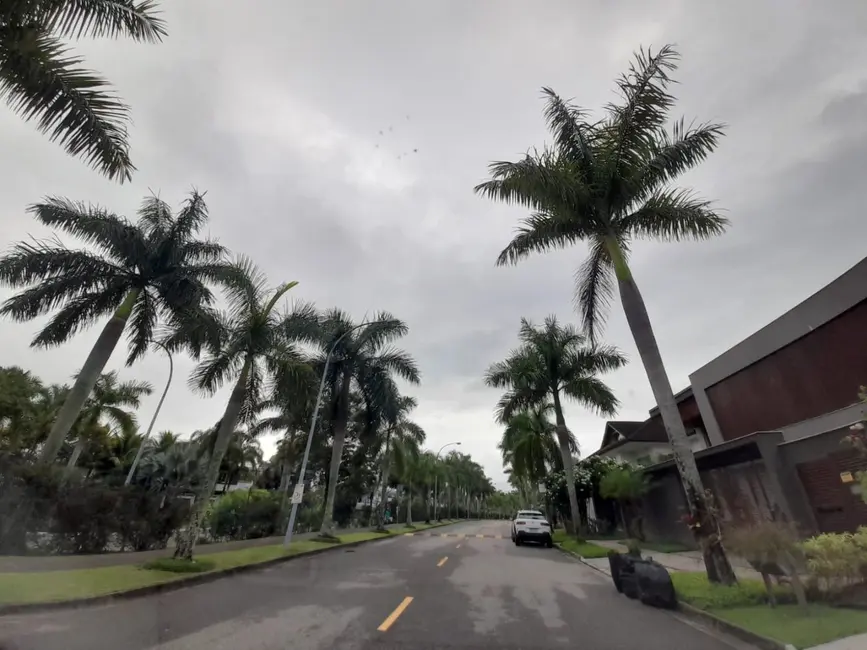 Casa de Condomínio com 4 quartos à venda, 900m2 em Rio De Janeiro - RJ - imagem 4 Foto 4 de Casa de Condomínio com 4 quartos à venda, 900m2 em Rio De Janeiro - RJ
