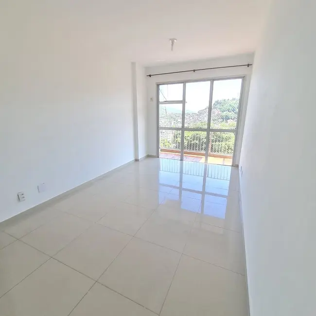 Apartamento com 2 quartos à venda, 68m2 em Rio De Janeiro - RJ - imagem 2 Foto 2 de Apartamento com 2 quartos à venda, 68m2 em Rio De Janeiro - RJ