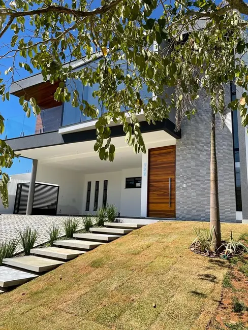Foto 1 de Apartamento com 4 quartos à venda, 330m2 em Juiz De Fora - MG