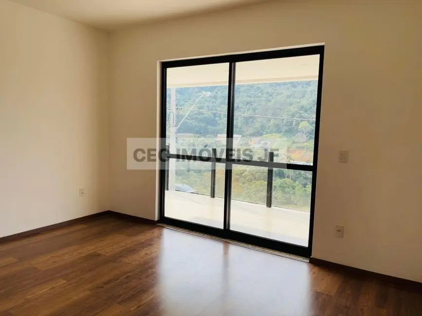 Apartamento com 4 quartos à venda, 400m2 em Juiz De Fora - MG - imagem 6 Foto 6 de Apartamento com 4 quartos à venda, 400m2 em Juiz De Fora - MG