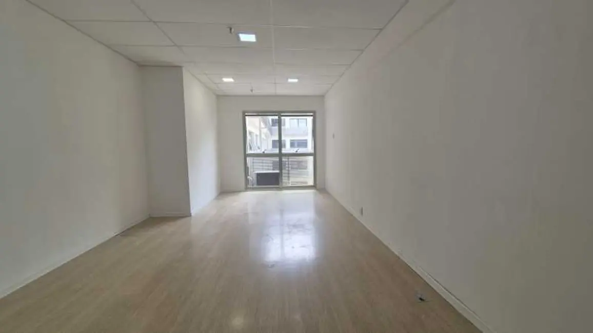 Foto 6 de Sala Comercial para alugar, 29m2 em Rio De Janeiro - RJ
