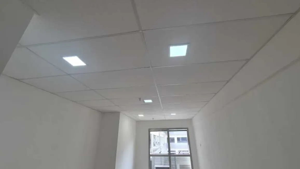 Foto 8 de Sala Comercial para alugar, 29m2 em Rio De Janeiro - RJ