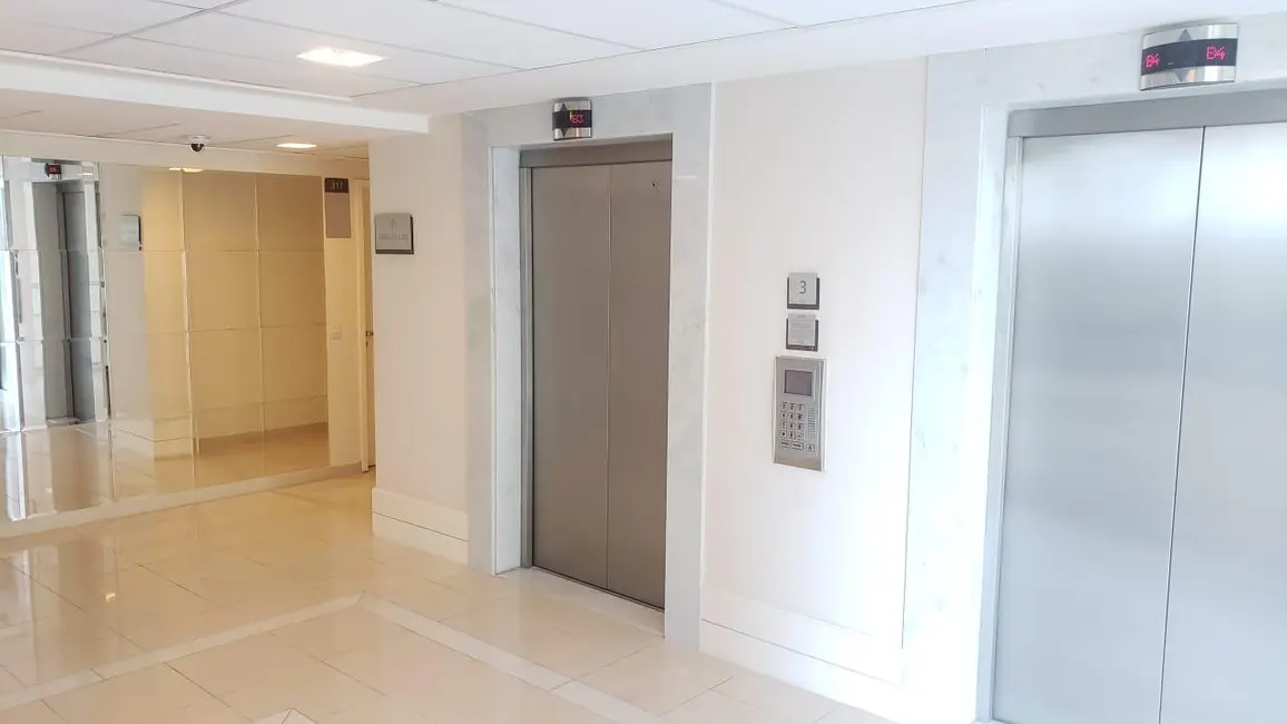 Sala Comercial à venda, 36m2 em Rio De Janeiro - RJ - imagem 3 Foto 3 de Sala Comercial à venda, 36m2 em Rio De Janeiro - RJ