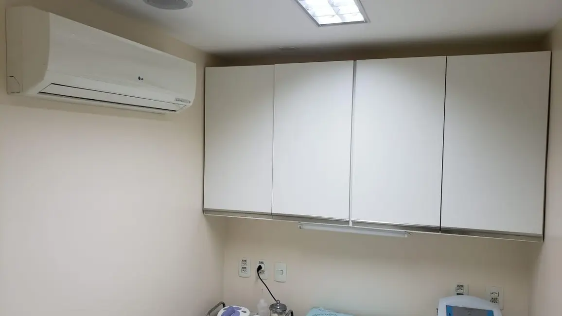 Sala Comercial à venda, 36m2 em Rio De Janeiro - RJ - imagem 7 Foto 7 de Sala Comercial à venda, 36m2 em Rio De Janeiro - RJ