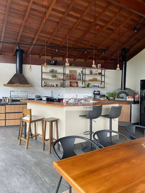 Foto 12 de Casa com 6 quartos à venda, 1280m2 em Igarata - SP