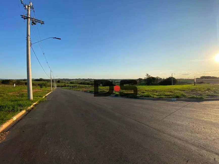 Foto 1 de Terreno / Lote à venda, 250m2 em Cerquilho - SP