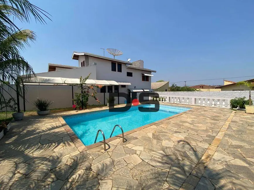 Foto 2 de Casa com 5 quartos à venda, 600m2 em Cerquilho - SP